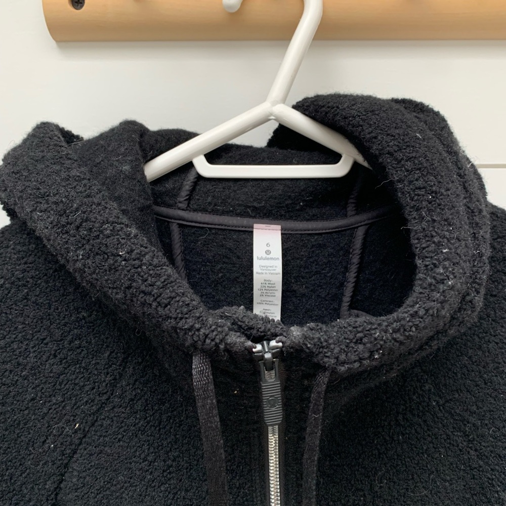 Lululemon So Sherpa Hooded Jacket